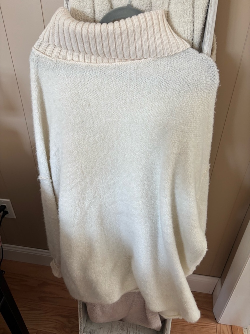 Free People Milo Turtleneck Sweater NWT - Picture 2 of 7